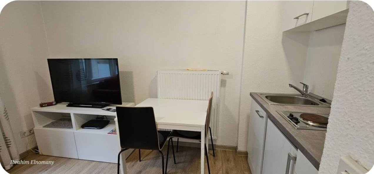 Zimmer In Wuerzburg Stadtmitte المظهر الخارجي الصورة